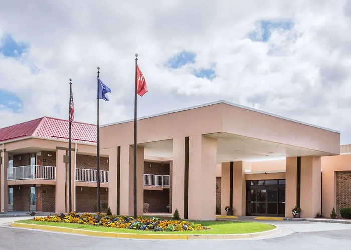 Ramada By Wyndham Wytheville