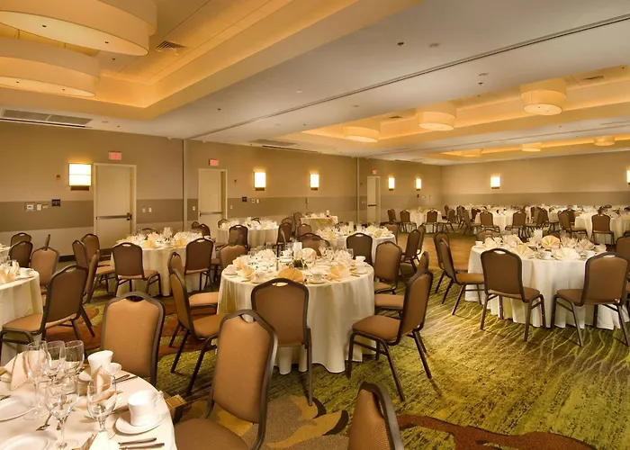 Doubletree By Hilton Dulles Airport-