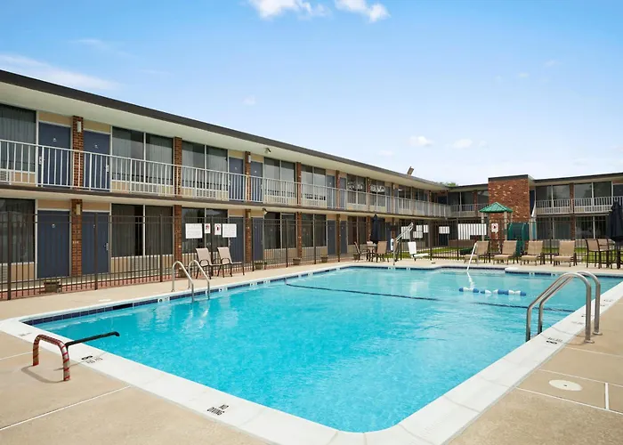 Days Inn Of Frederick By Wyndham