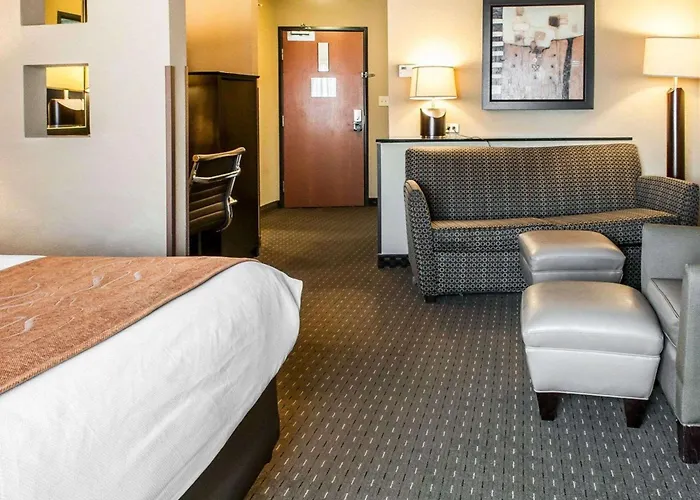 Comfort Suites