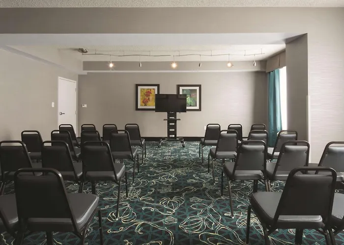 La Quinta By Wyndham Lynchburg At Liberty Univ. Hotel