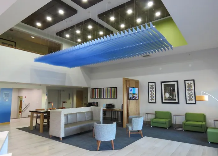 Holiday Inn Express Hotels & Suites Burlington By Ihg