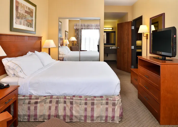 Holiday Inn Express & Suites St George North - Zion
