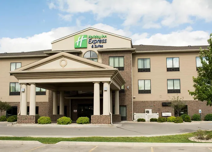 Holiday Inn Express & Suites - Mason City By Ihg