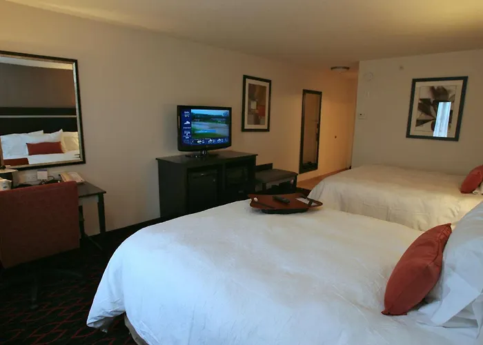 Hampton Inn & Suites Red Deer Penhold