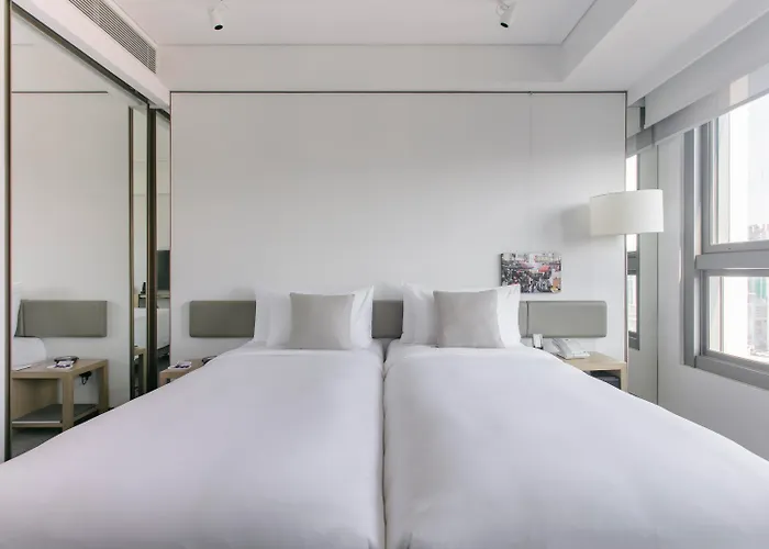 Hotel Stage