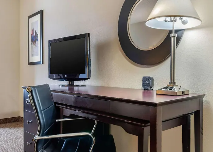 Comfort Suites Lafayette University Area