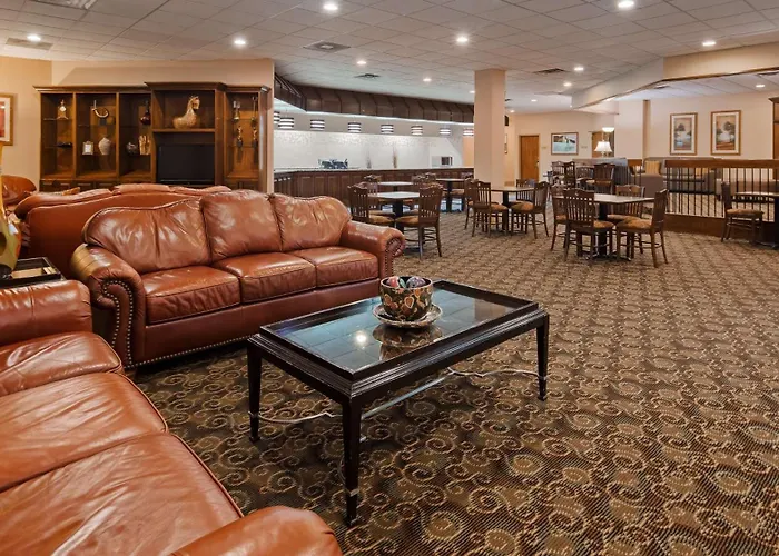 Best Western Crossroads Of The Bluffs