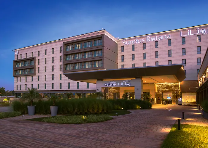 Novotel Muscat Airport Mu'askar al Murtafi'ah