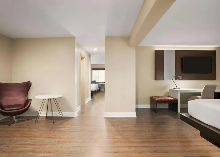 Wyndham Newport Hotel Middletown