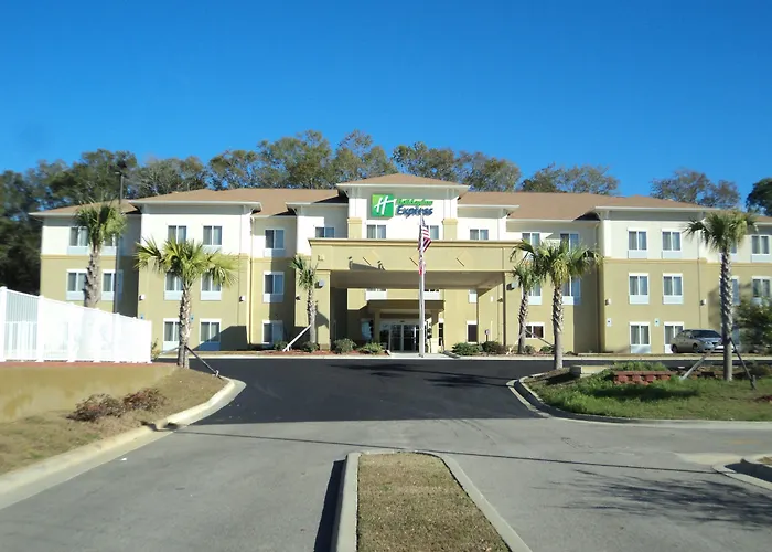 Holiday Inn Express & Suites Bonifay By Ihg