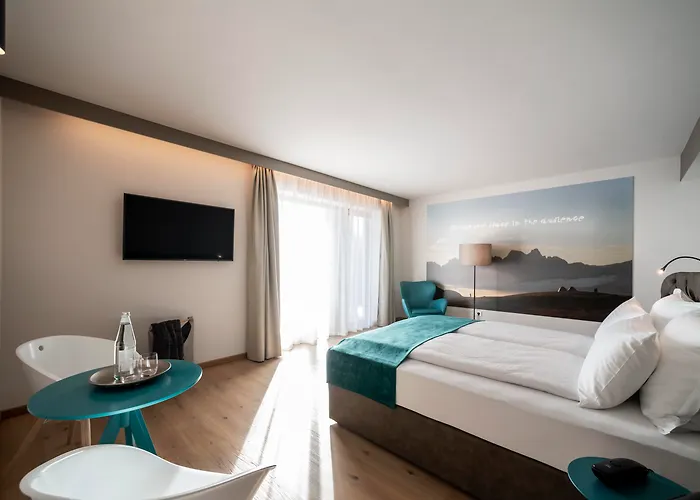 Be Place Adult Friendly Hotel