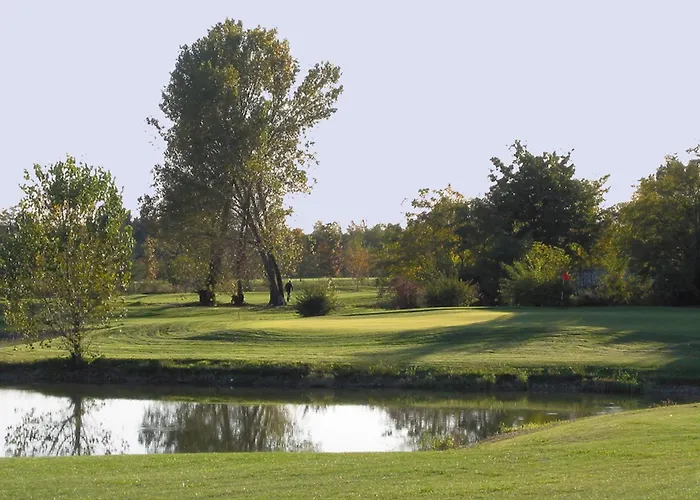 Golf Hotel