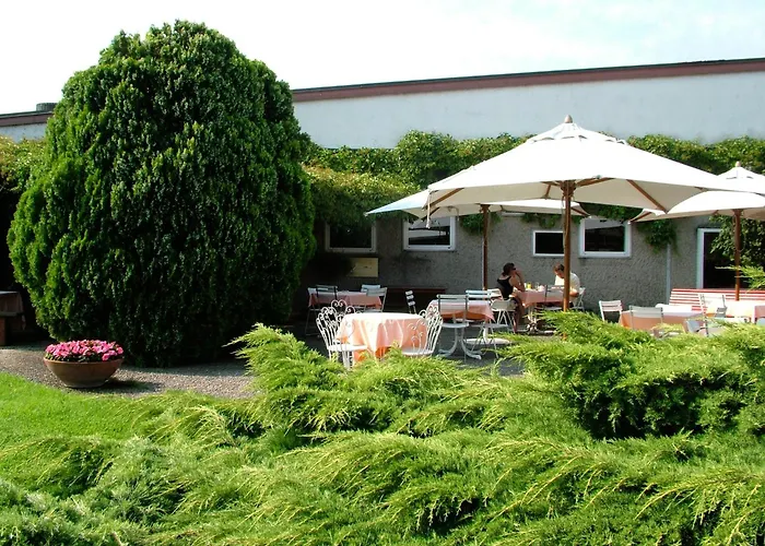 Golf Hotel