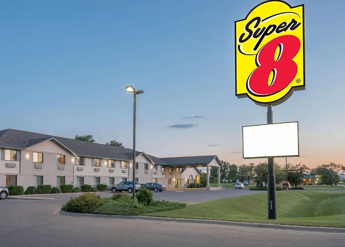 Wrangler Hotel Morris
