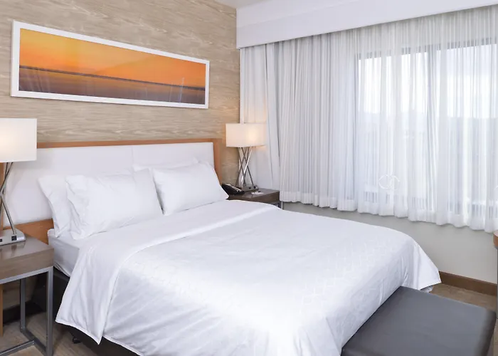 Holiday Inn Express By Ihg