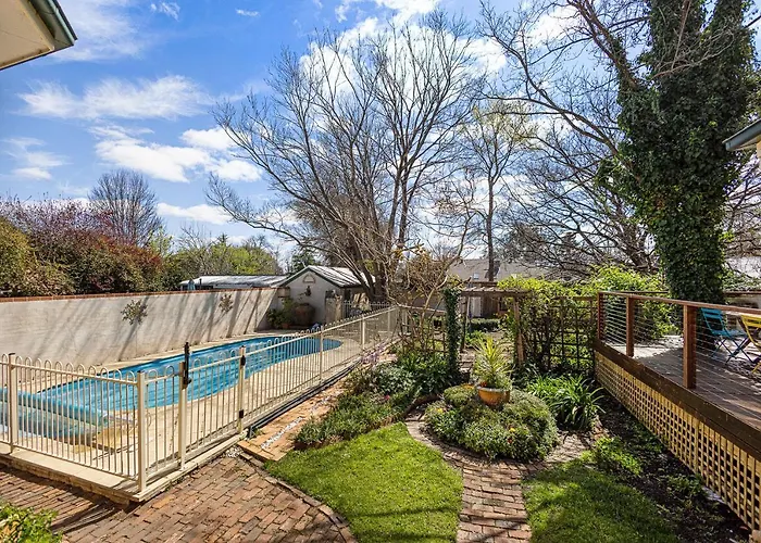 Mia Mia Mudgee