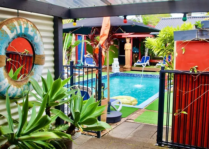 Hideaway Noosa Men Only Beach Resort Peregian Beach
