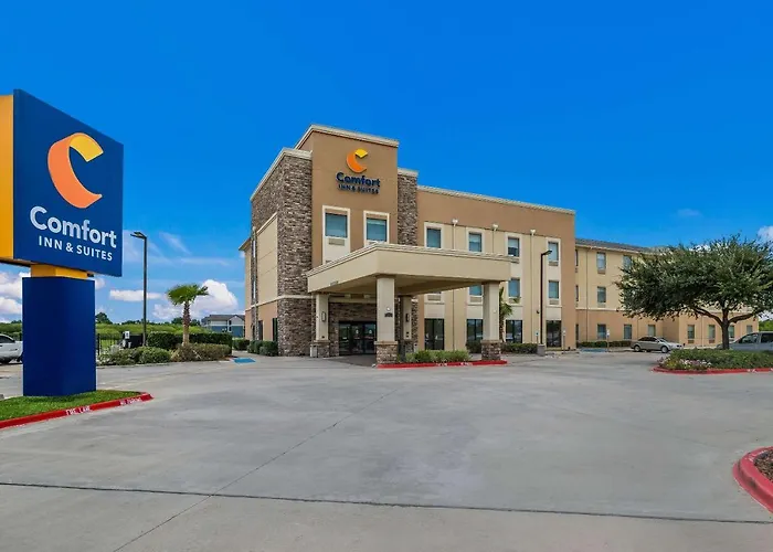 Comfort Inn & Suites Victoria North