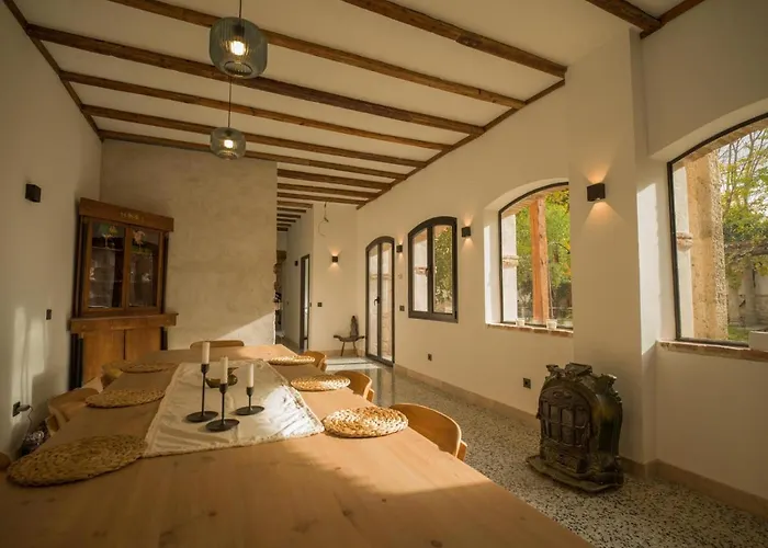Casa de los Mendoza - Casa Solariega en el casco histórico
