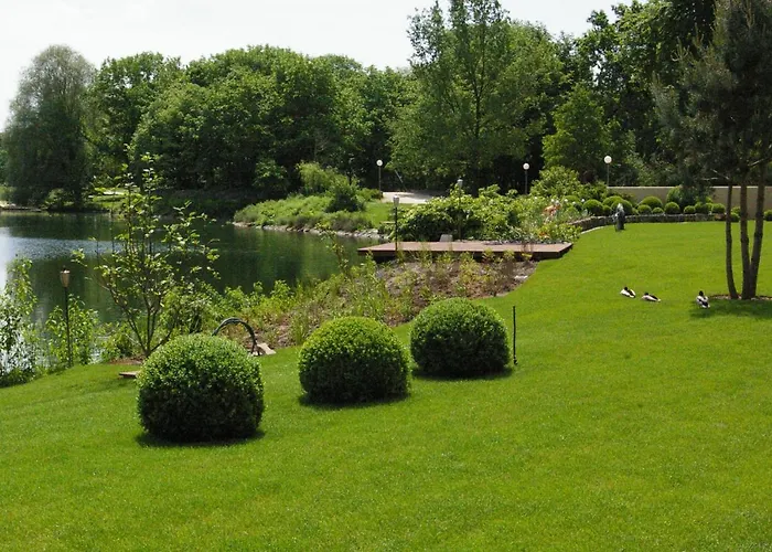 Lago Hotel & Restaurant Am See Ulm