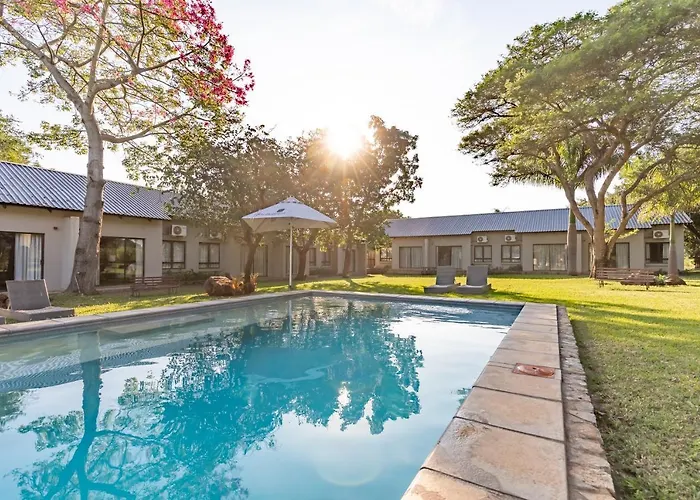 Hamiltons Lodge & Restaurant