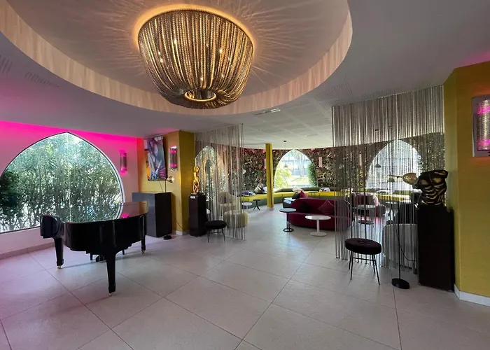 Oz'Inn Hotel & Spa