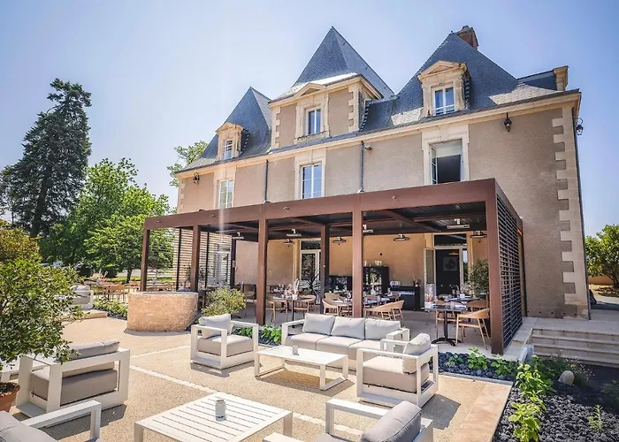 Hôtel&Restaurant - Le Manoir des Cèdres - piscine chauffée et climatisation