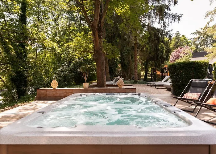 Diana Restaurant&Spa By HappyCulture