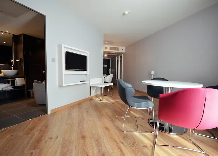 Holiday Inn Dijon Toison D'Or By Ihg
