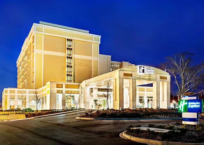 Holiday Inn Express & Suites Charleston Dwtn -Westedge By Ihg