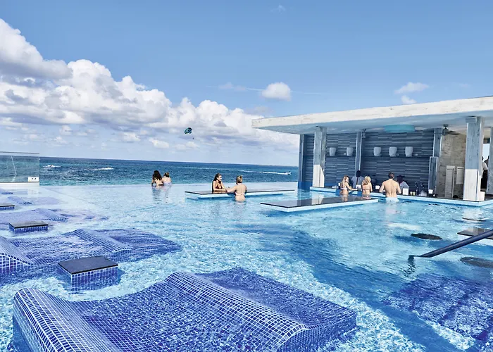 Riu Palace Paradise Island (Adults Only)