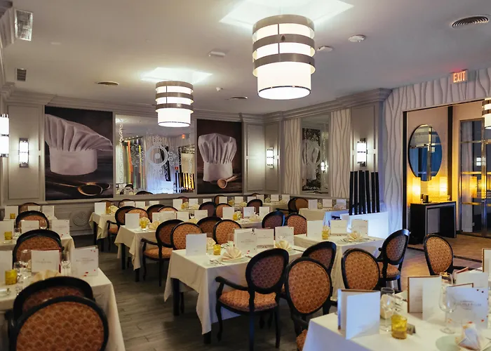 Riu Palace Paradise Island (Adults Only) Creek Village