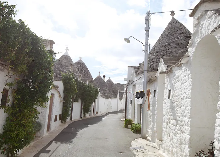 Trulli E Puglia Resort