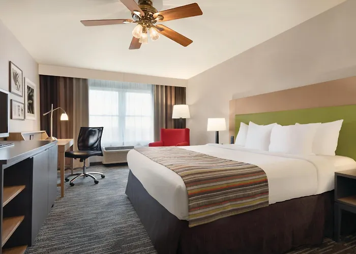 Country Inn & Suites By Radisson, Galena, Il
