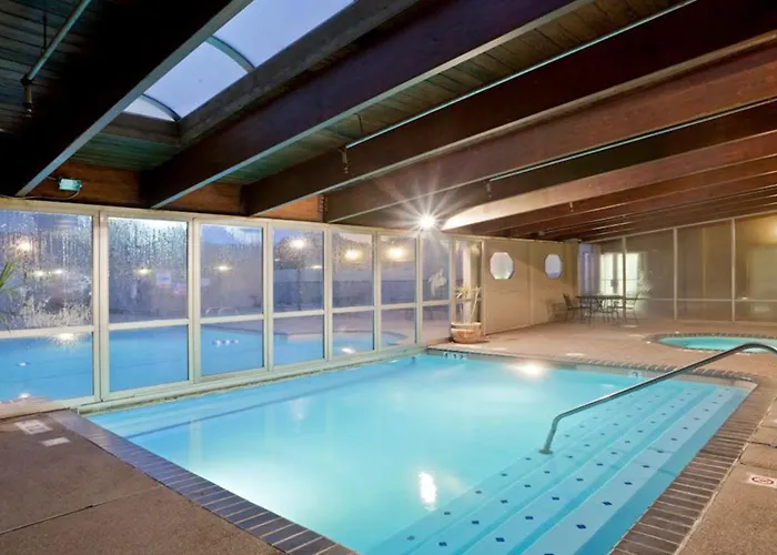 Holiday Inn Hotel & Suites Overland Park-West By Ihg