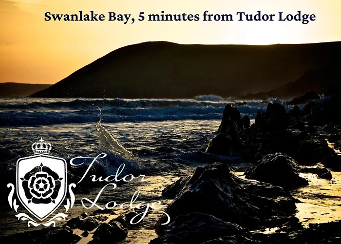 Tudor Lodge Bed & Breakfast Manorbier