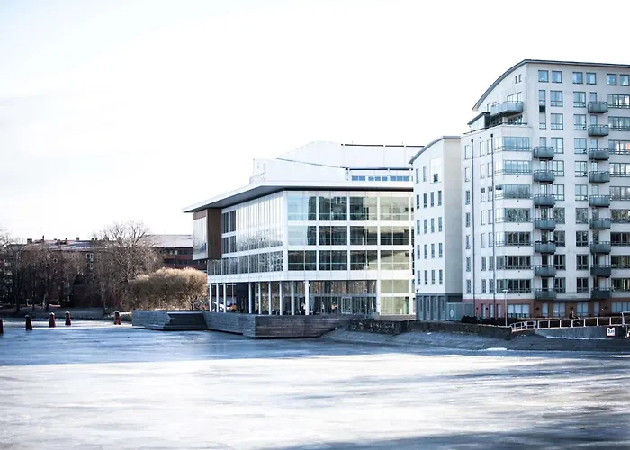 Best Western River C