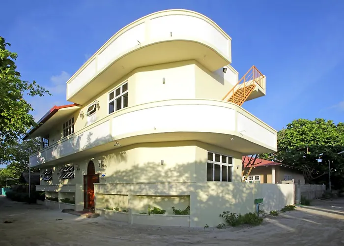 Hanifaru Transit Inn