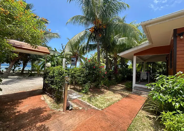 Anse Grosse Roche Beach Villa