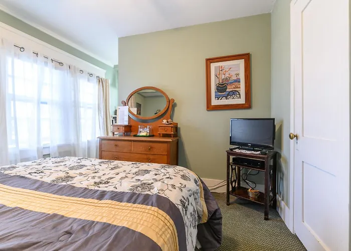 Beachrunners Inn