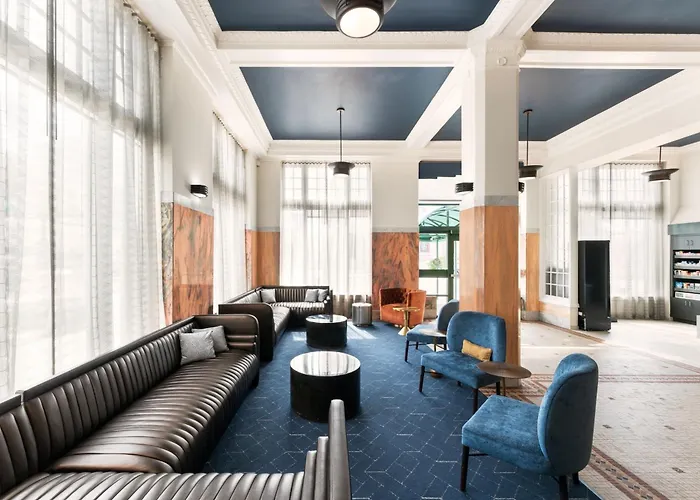 Courtyard By Marriott St. Petersburg Downtown