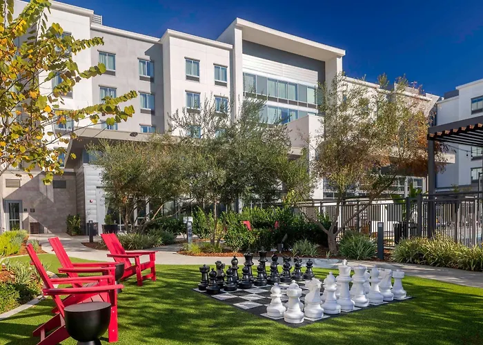 Homewood Suites By Hilton Long Beach Airport