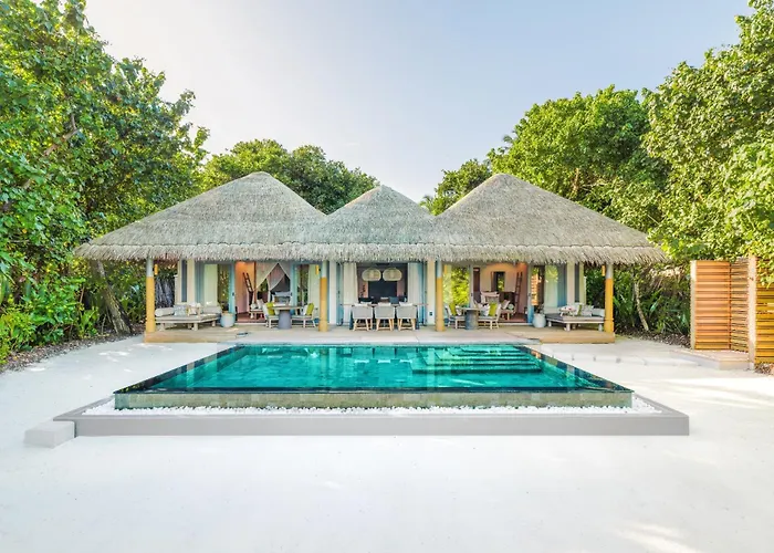 Vakkaru Maldives - Luxury Private Island Resort Thulhaadhoo