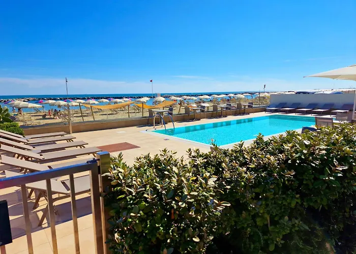 You & Me Beach Hotel