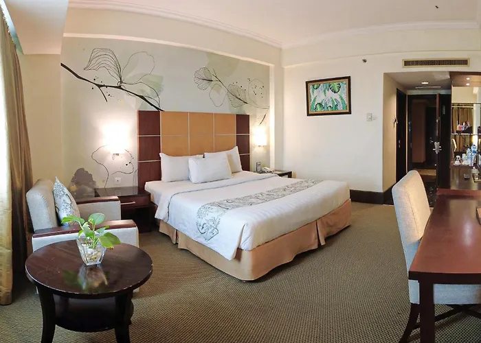 Emerald Garden International Hotel