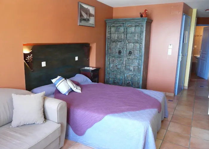 Logis Hotel Le Triton