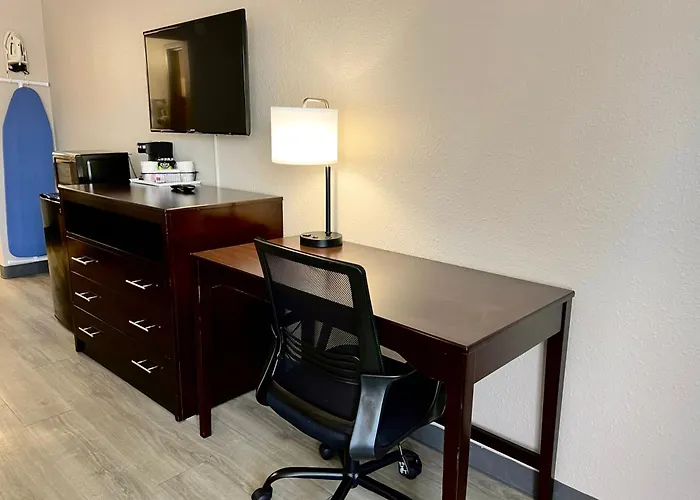Days Inn By Wyndham Melbourne