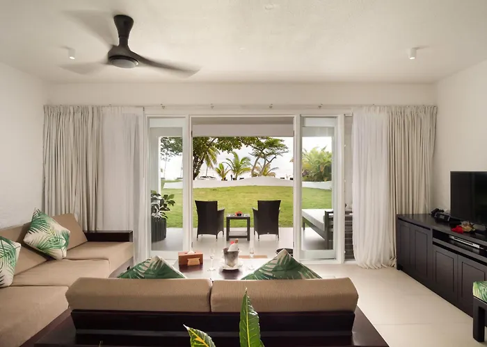 Lomani Island Resort & Spa (Adults Only) Malololailai