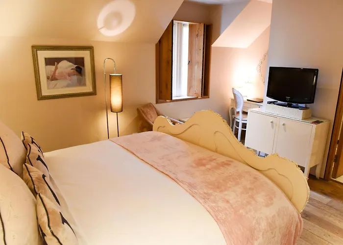Glenskirlie Castle Hotel Banknock